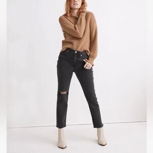 NWT Madewell The Girl Jean Ripped Knee Edition
